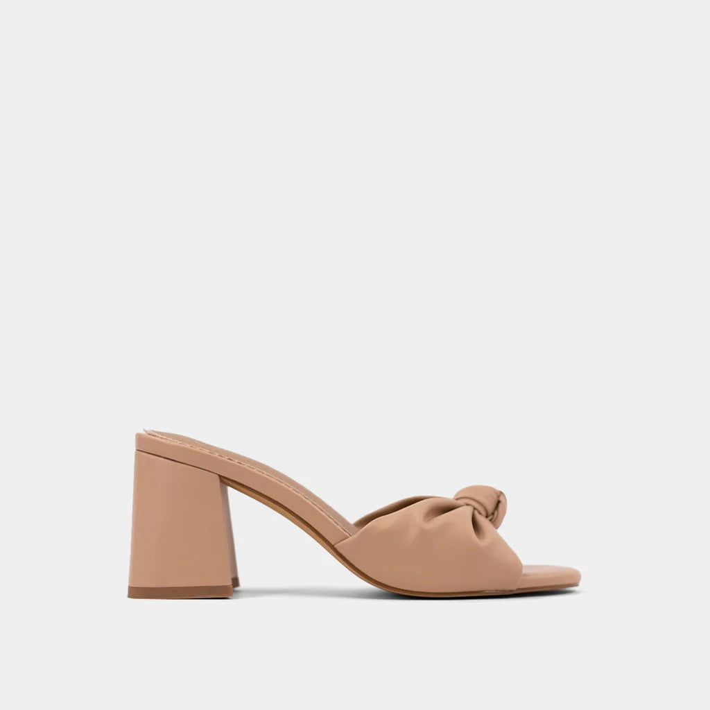 Emily Heel