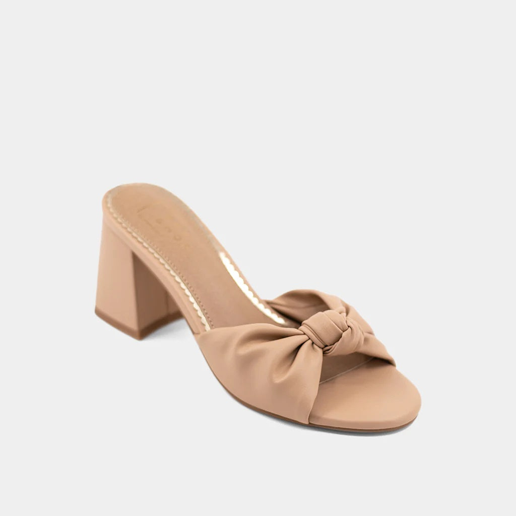 Emily Heel
