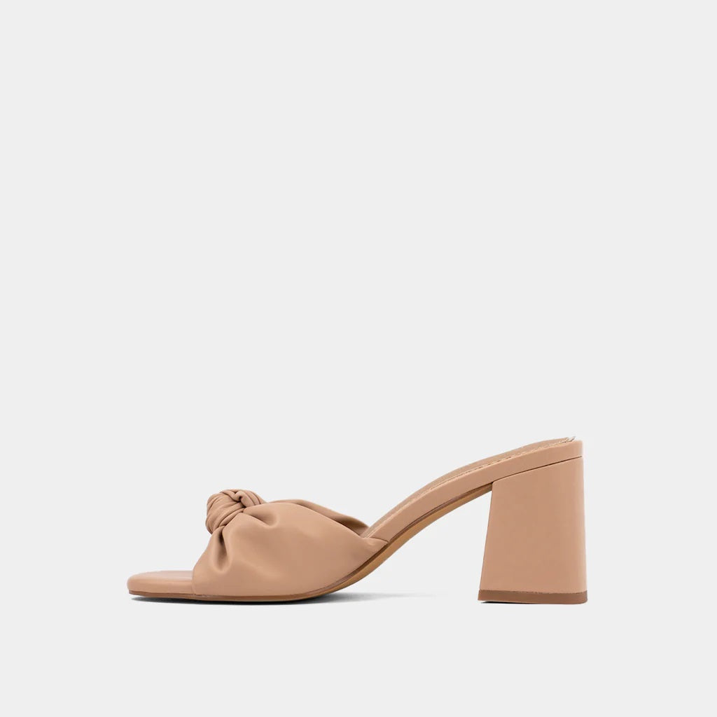 Emily Heel