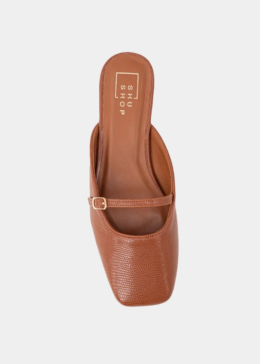 Athena Flat